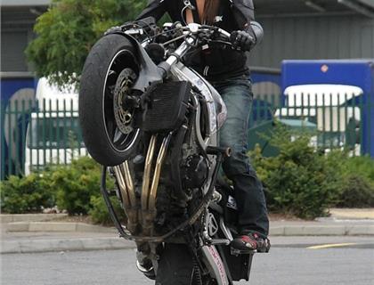 Chesca Miles - Britain’s Top Female Stunt Rider - Races at Thundersprint 2011 