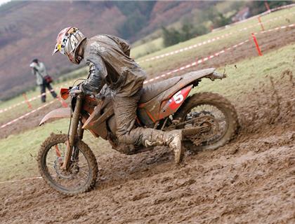 KNIGHT DOMINATES ROUND ONE