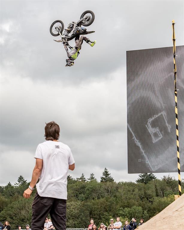 Bolddog - Freestyle Motocross Stunt Display Show