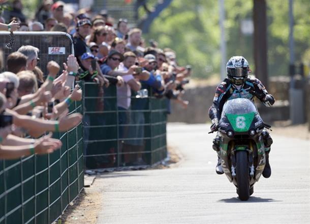 Record breaking win in Bennetts Lightweight TT Race puts Michael Dunlop third in all-time TT winners