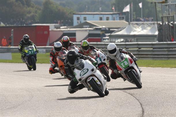 Atkinson takes advantage of red flag to take 2016 championship!