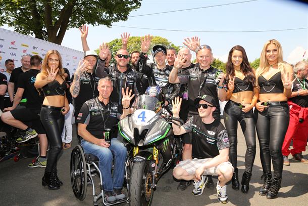Double Supersport double for Hutchinson as he equals Hailwood's tally