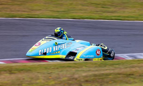 Round Four – Cadwell Park Sidecar Revival