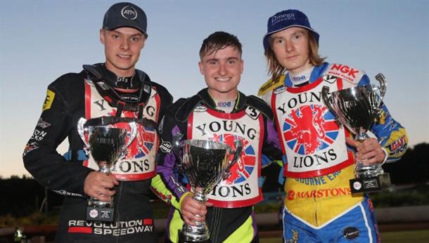 Mildenhall To Stage U21 Qualifier
