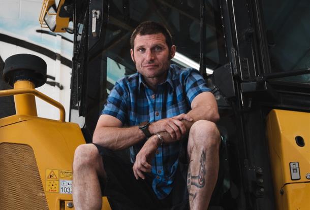 Guy Martin is Flat out to Farleigh Castle