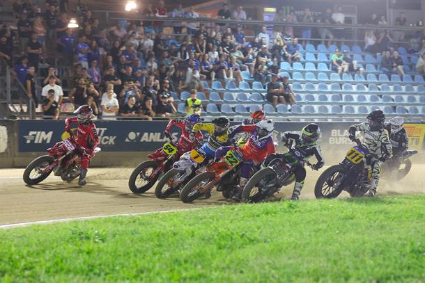 Neave and Boughen lead FIM Flat Track World Championship charge into Scheessel