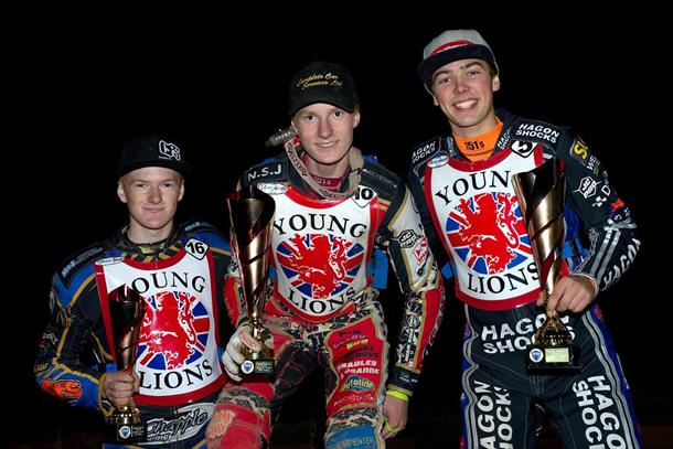 Kemp Crowded Under 19 British Speedway Champion