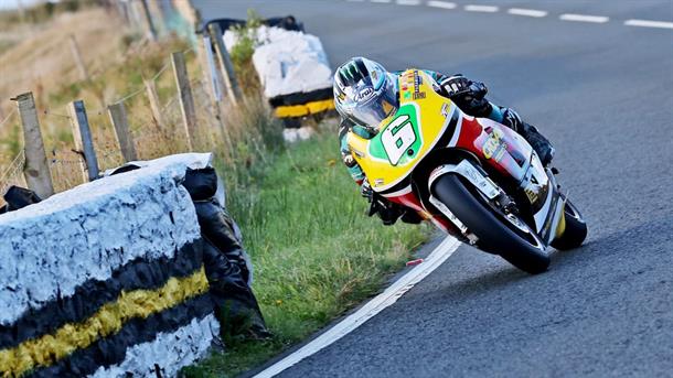 MICHAEL DUNLOP SECURES COMMANDING VICTORY IN LIGHTWEIGHT CLASSIC TT