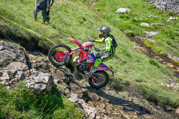 Jumping Jack Scales the Summit - ACU HARD Enduro Series Round 2