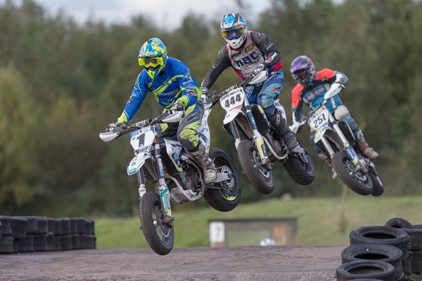Todd takes win as Hodgson Claims ACU British Supermoto Championship at 3 Sisters Wigan