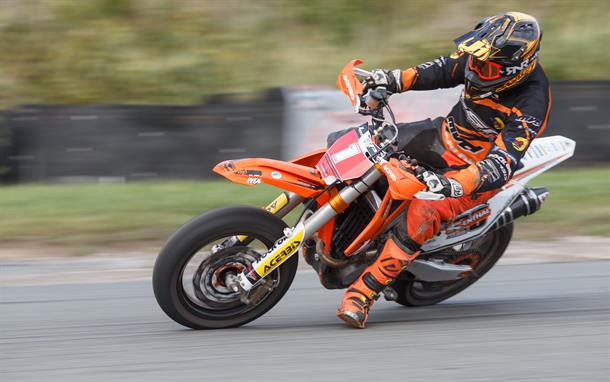 Winstanley and Hodgson tussle at Teesside