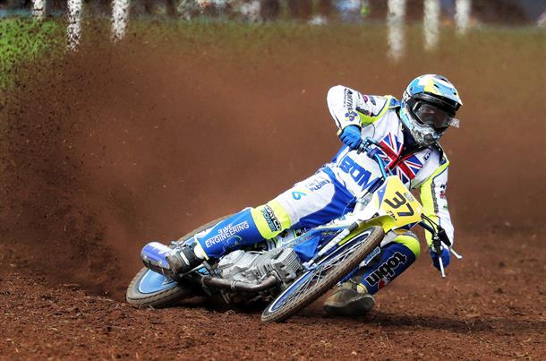 Bomber commands the Whoppa! 2025 Wimborne Whoppa Grasstrack