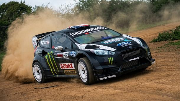 Mark McCann Brings Iconic Supercars to Arenacross Fan Zone in Birmingham