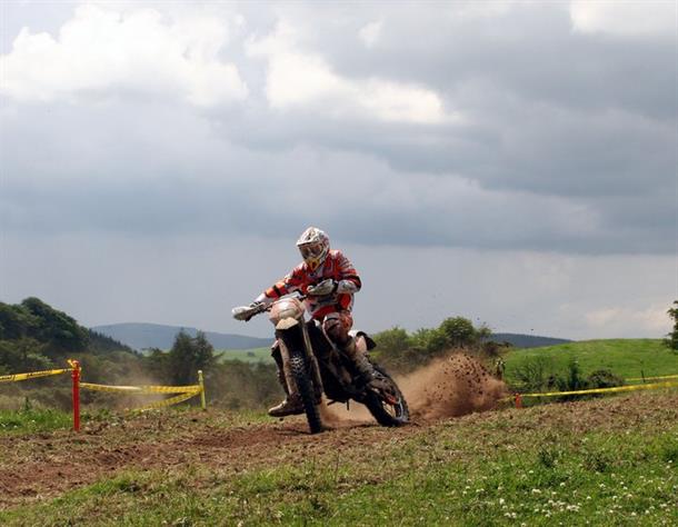 Greg Evans takes Victory at Knighton