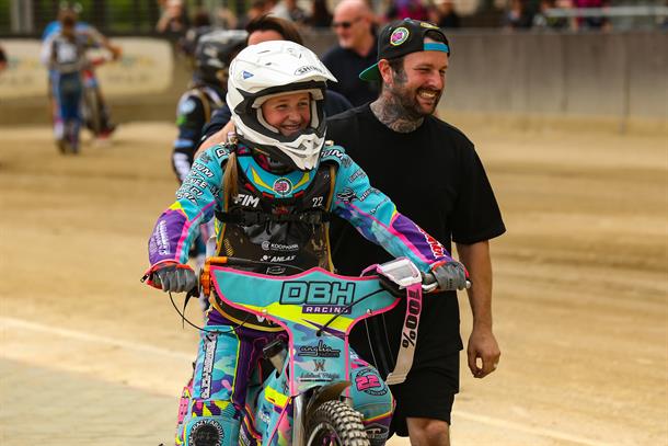14-Year-Old British Star Demi Triumphs at FIM Youth Women's Speedway Trophy of Croatia