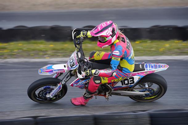 Tom Laycock Motors ACU British Supermoto Ladies Championship Enters Another Year