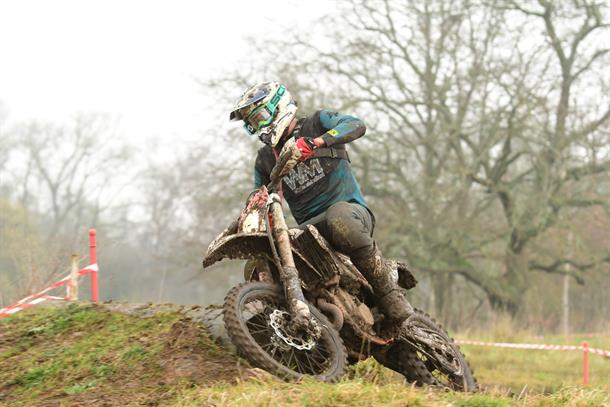 Foxborough Enduro: A Test of Skill and Endurance