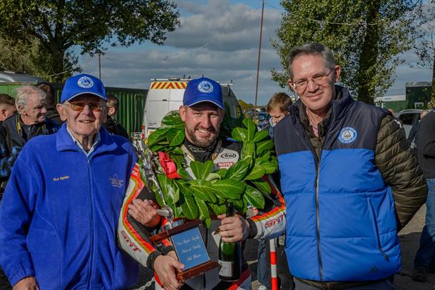 HODSON IS THE RICHARDSON STAR OF DARLEY