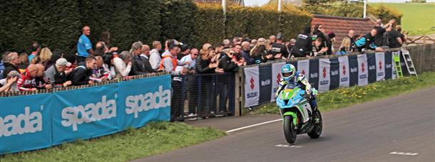 2017 Oliver’s Mount Spring Cup off to a flying start!