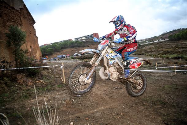 Tough Day 3 at the ISDE for Team GB