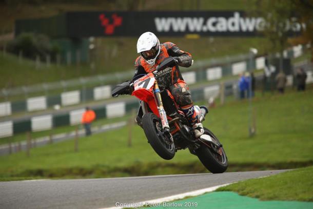 Supermoto Season Comes to a Close at Cadwell Park