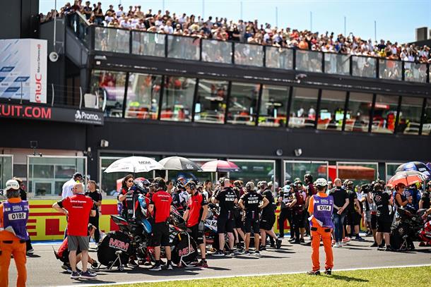 FIM strengthens paddock safety with the FIM Event Licence