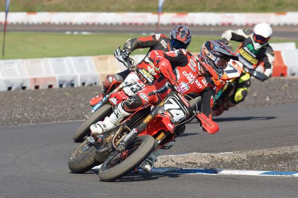 The 2022 ACU British Supermoto Championship Springs into Action This Weekend – FREE Entry for Fans