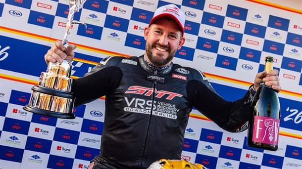 ROB HODSON TAKES INAUGURAL JUNIOR 600 CLASSIC TT VICTORY