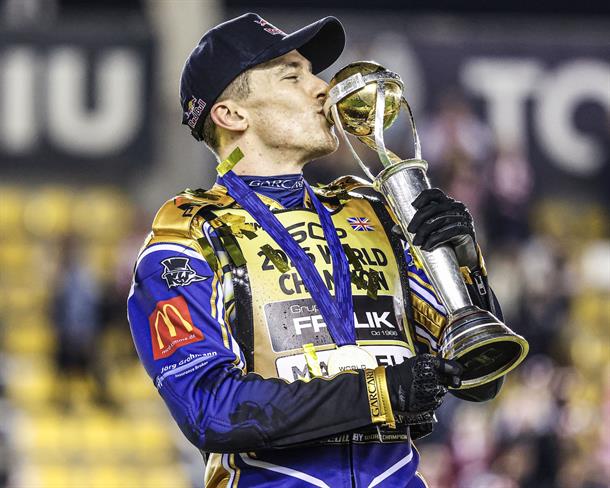 ACU riders shine on the world stage