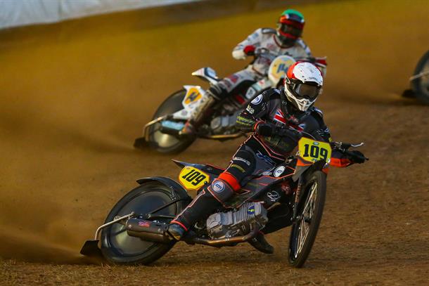 Wajtknecht & Harris on the verge as they head to Roden for FIM Long Track Championship finale