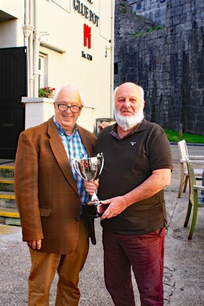 Holmes Blackburn Receives Derek Nicholson Community Award for 2020