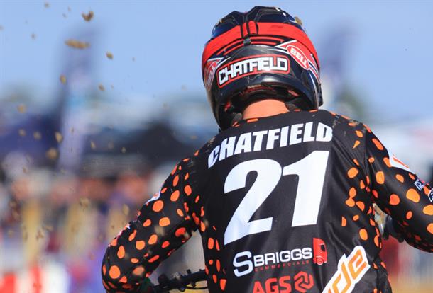 Chatfield lining up for S.Briggs at VMXdN