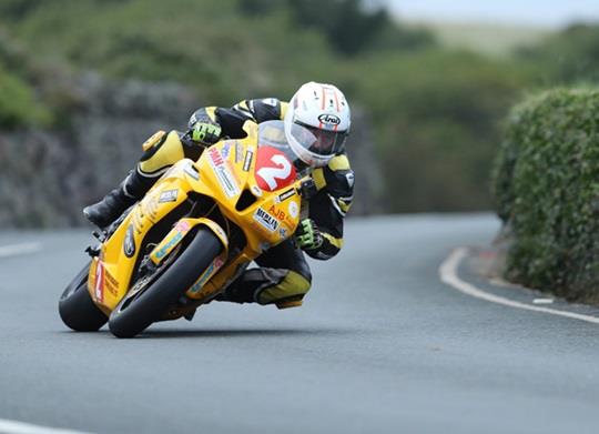 Vicars takes record breaking Newcomers A win, Wilson clinches B despite 30 second penalty