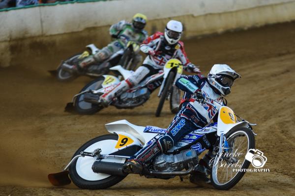 Harris and Shanes take podium honours as they qualify for FIME Grass Track Final