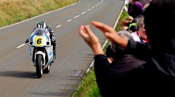 MICHAEL DUNLOP CLAIMS SENIOR CLASSIC TT VICTORY