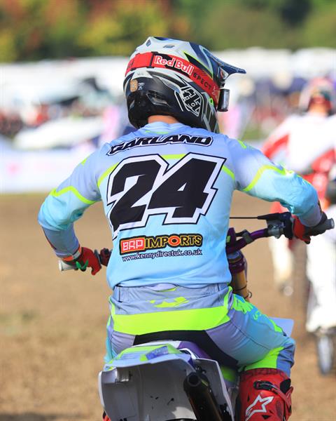 Team JMR 101 back chasing Podium Pie