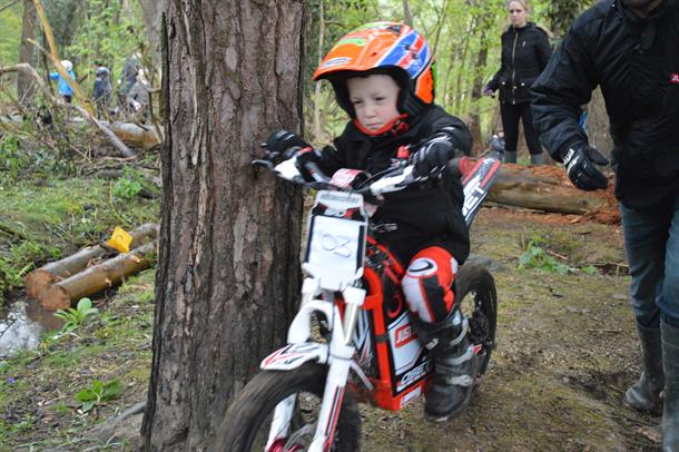 Llangollen and District Round 1