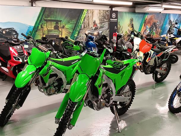 Online Auction of Motorcycles, Clothing, Parts and Equipment ends 19th October