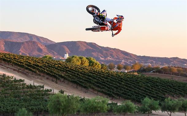 World famous stunt rider Robbie Maddison is heading to the HydroGarden Weston Beach Race