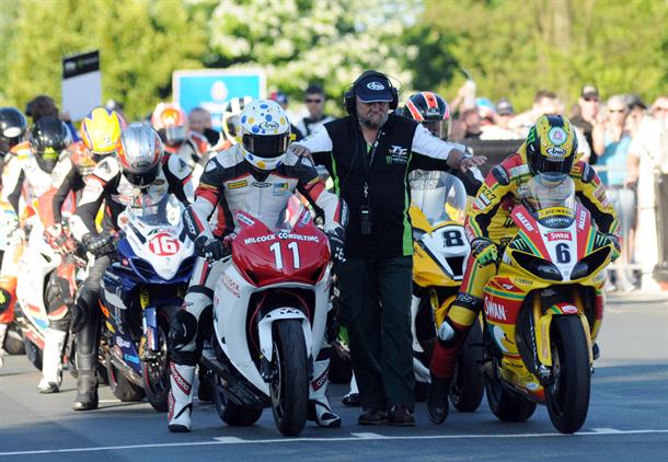 MCGUINNESS QUICKLY FINDS FORM WHILE MOLYNEUX/FARRANCE TOP SIDECAR LEADERBOARD