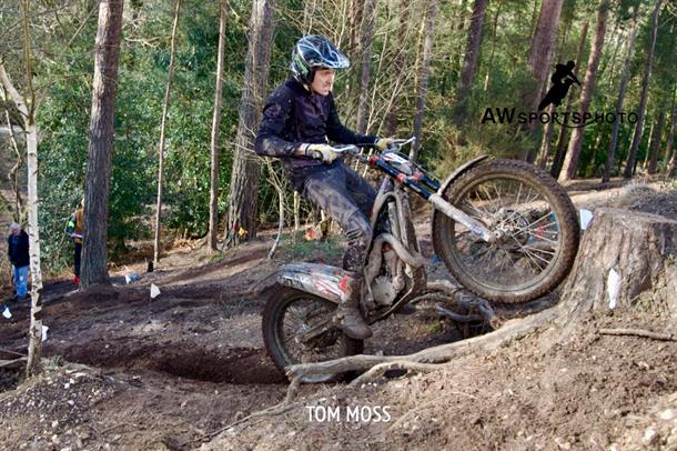 Moss Lifts the Kenchington Trophy