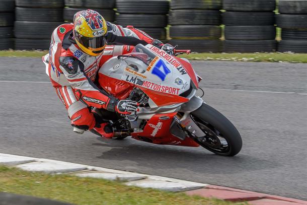 Opening Round Proves a Success at Darley Moor