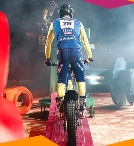 PEACE AND HEMINGWAY IN POLE POSITION