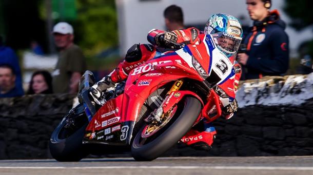 DEAN HARRISON SETS FASTEST EVER OPENING QUALIFYING LAP AT TT 2026
