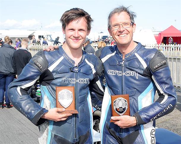 Founds and Peters Lead ACU/FSRA British F2 Sidecar Championship