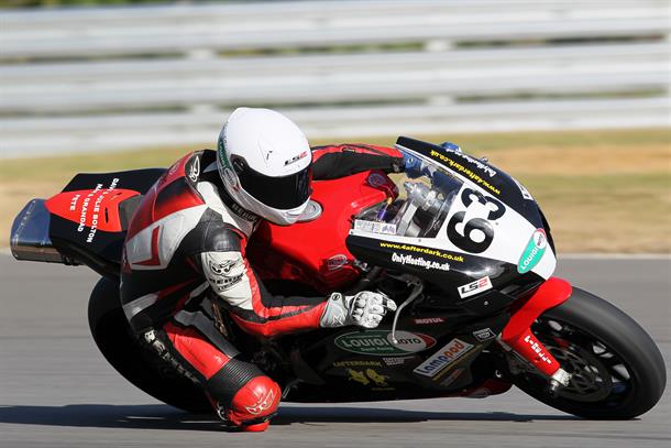 Helm opens Minitwin championship lead