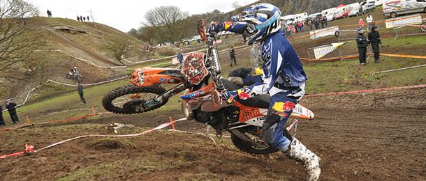 Two Wins For Walker at Buxton