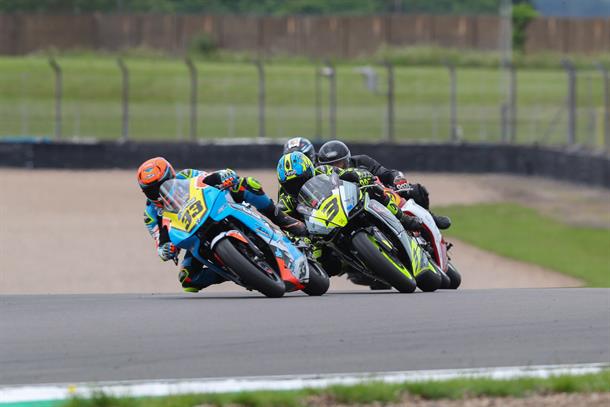 BMCRC Round 4 at Donington Park
