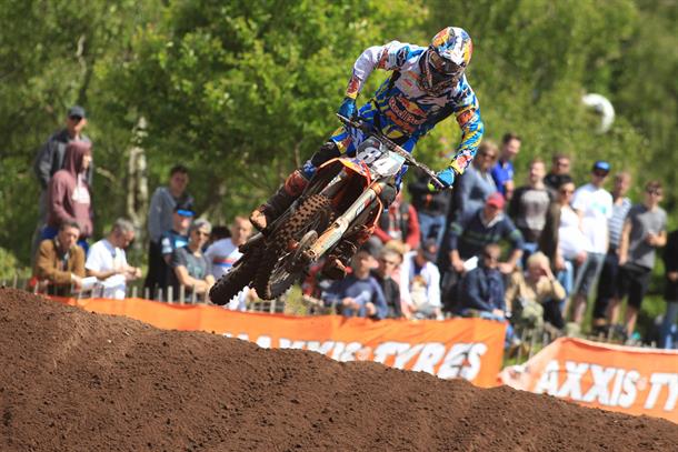 Herlings dominates Hawkstone as Simpson Streak Ends