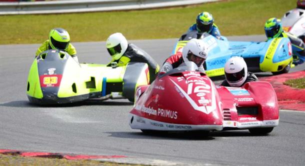 Defending Champions Off to a Perfect Start